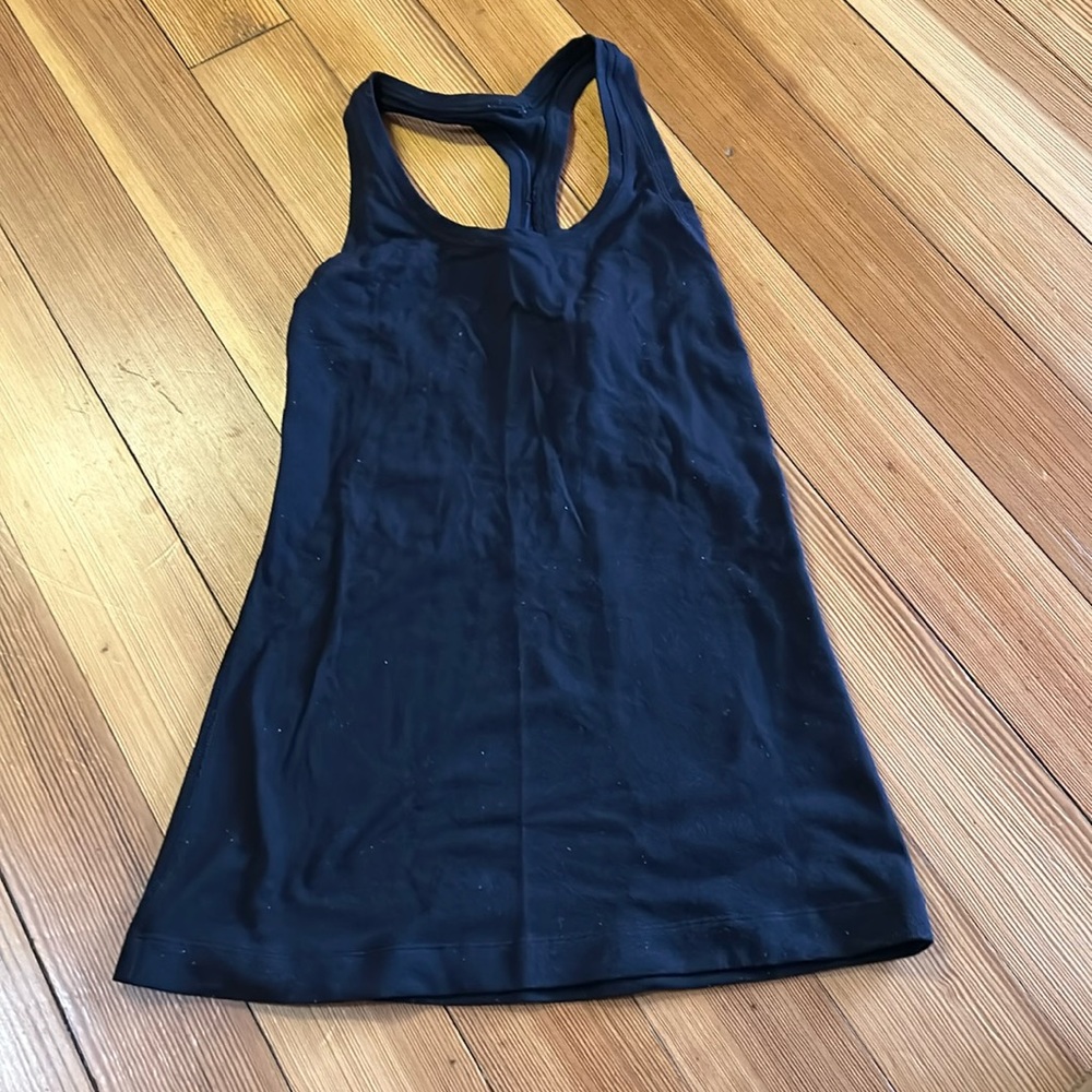 Black size 4 lululemon tank top